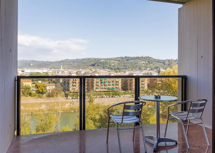 아파트호텔 All'adige 베로나