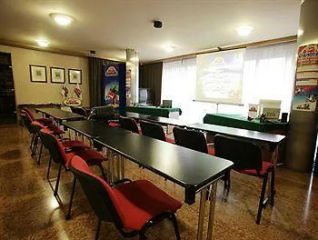 All'adige Aparthotel 2*