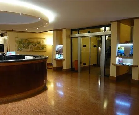 Aparthotel All'adige Verona