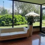 All'adige Lägenhetshotell 4*