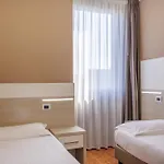 All'adige Lägenhetshotell