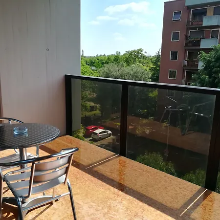 レジデンス アラーディジェ アパートホテル 4*