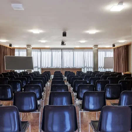 レジデンス アラーディジェ アパートホテル