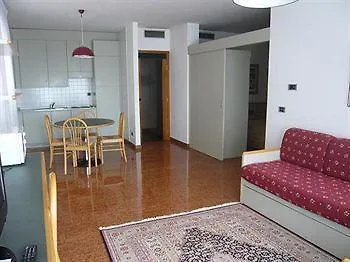 All'adige Apart Otel 2*