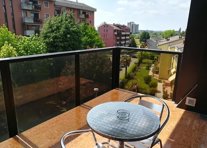 Ξενοδοχείο με διαμερίσματα All'adige Βερόνα